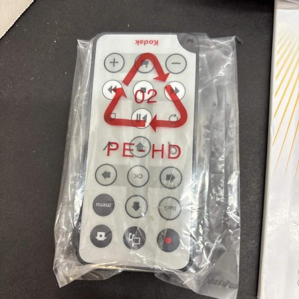 Kodak Easy Share SV710 Digital Picture 7in Frame With Remote Control‎ (Open Box)